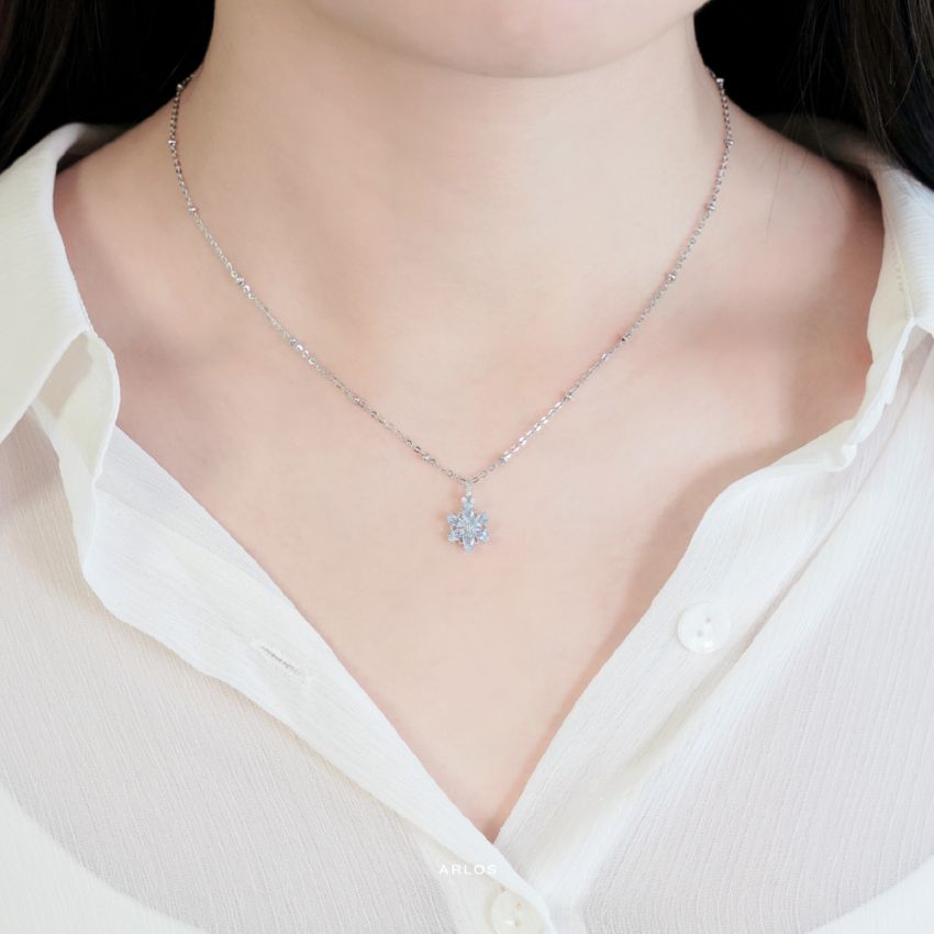 La Joie 海藍寶初雪頸鏈