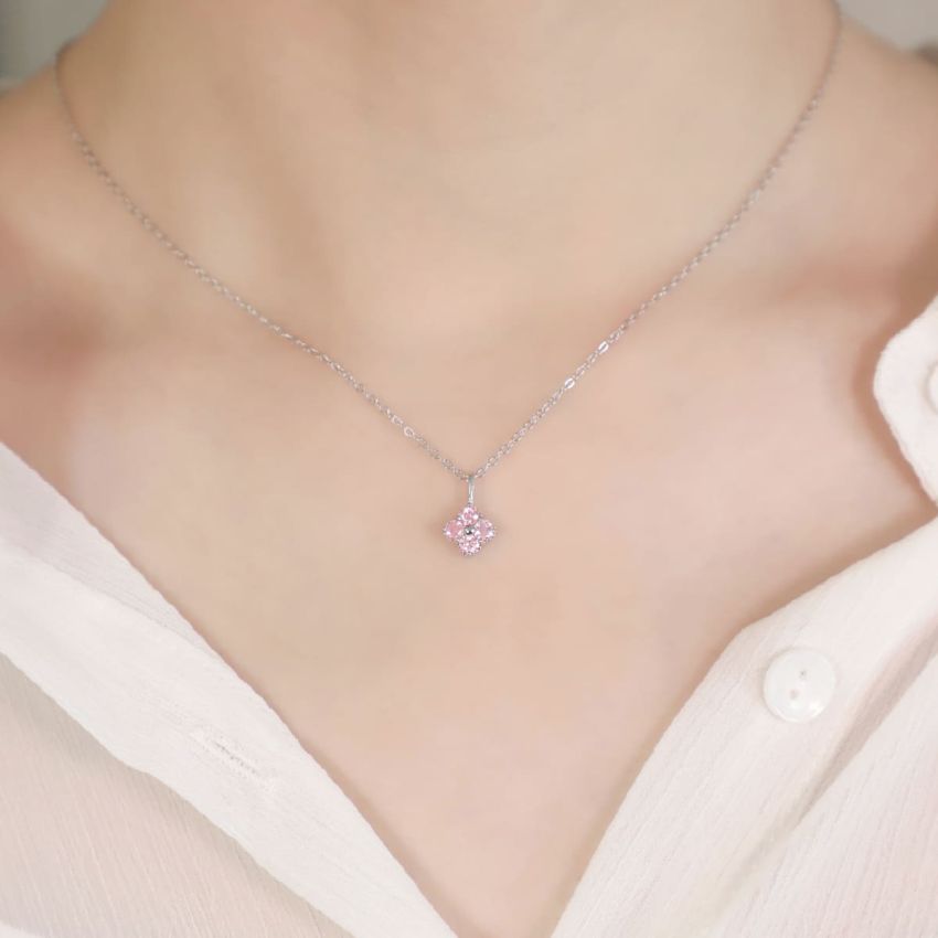 La Joie 粉紅碧璽四葉草頸鏈 (白金色)