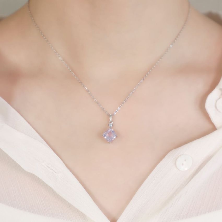 La Joie 個性薰衣草紫水晶頸鏈 (白金色)