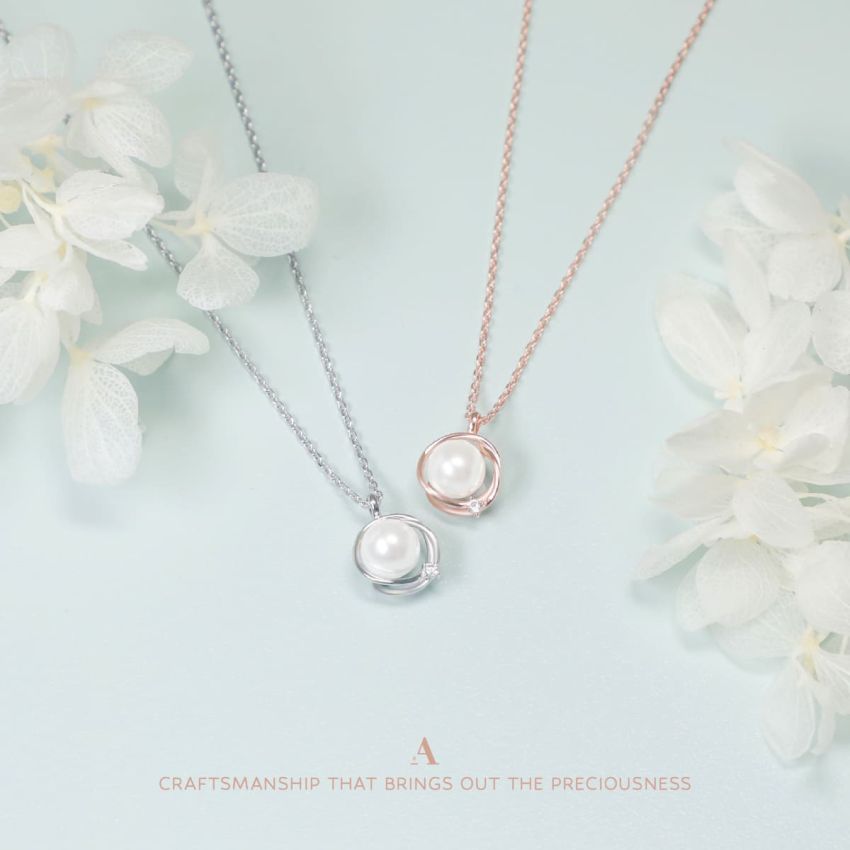 L'amour 優雅珍珠頸鏈 (白金色)