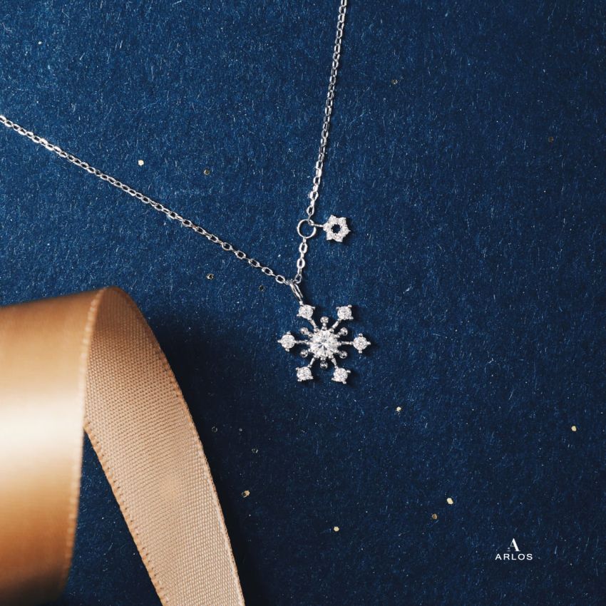 L'amour 冬日浪漫雪花頸鏈 (白金色)