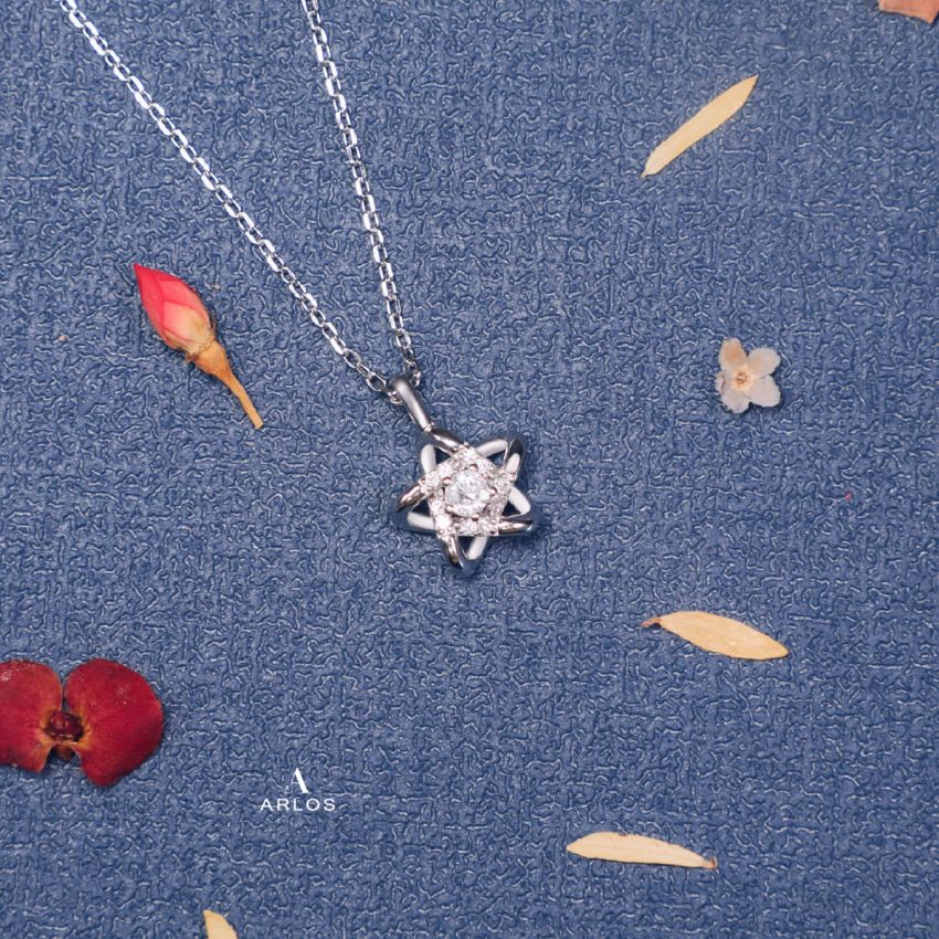 L'amour 閃爍幸運星頸鏈 (白金色)