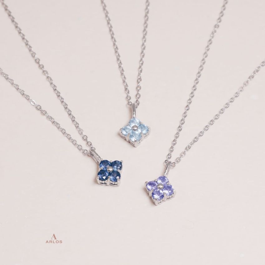 La Joie 海藍寶四葉草頸鏈 (白金色)