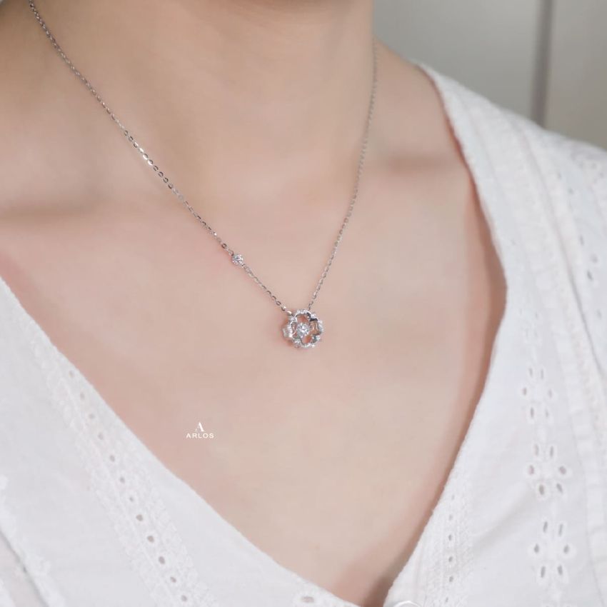 閃爍四葉草跳動頸鏈 (白金色)