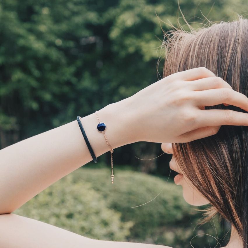 Ariel 藍砂石手鏈