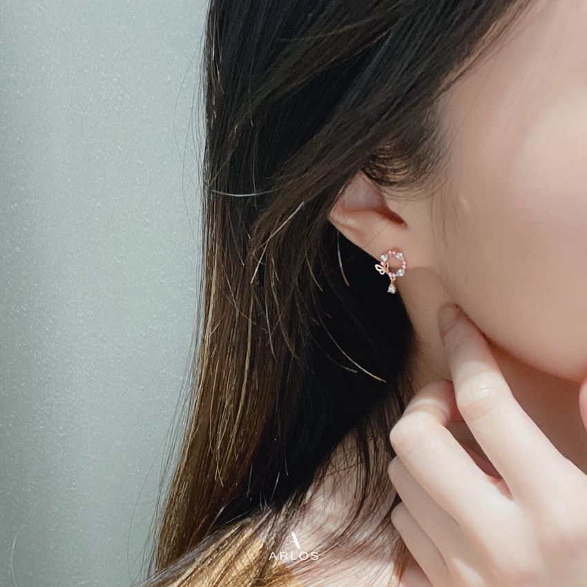 Aloha 蝴蝶花圈水滴耳環