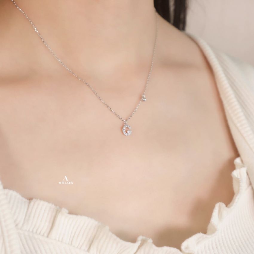 Trésor 字母 [ G ] 頸鏈 (白金色)