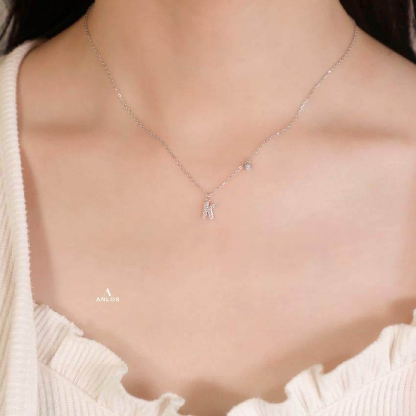 Trésor 字母 [ K ] 頸鏈 (白金色)