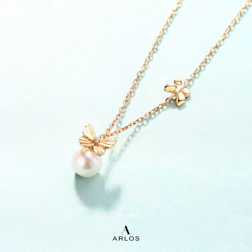 La Joie 優雅蝴蝶珍珠頸鏈