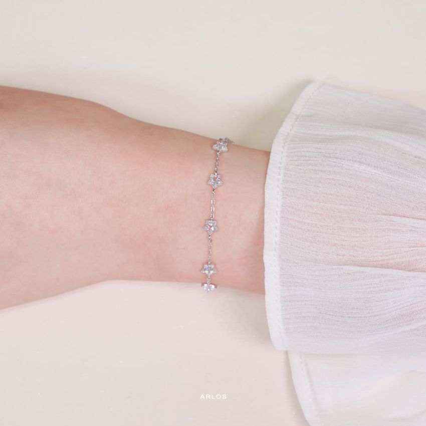 L'amour 閃爍幸運星手鏈 (白金色)