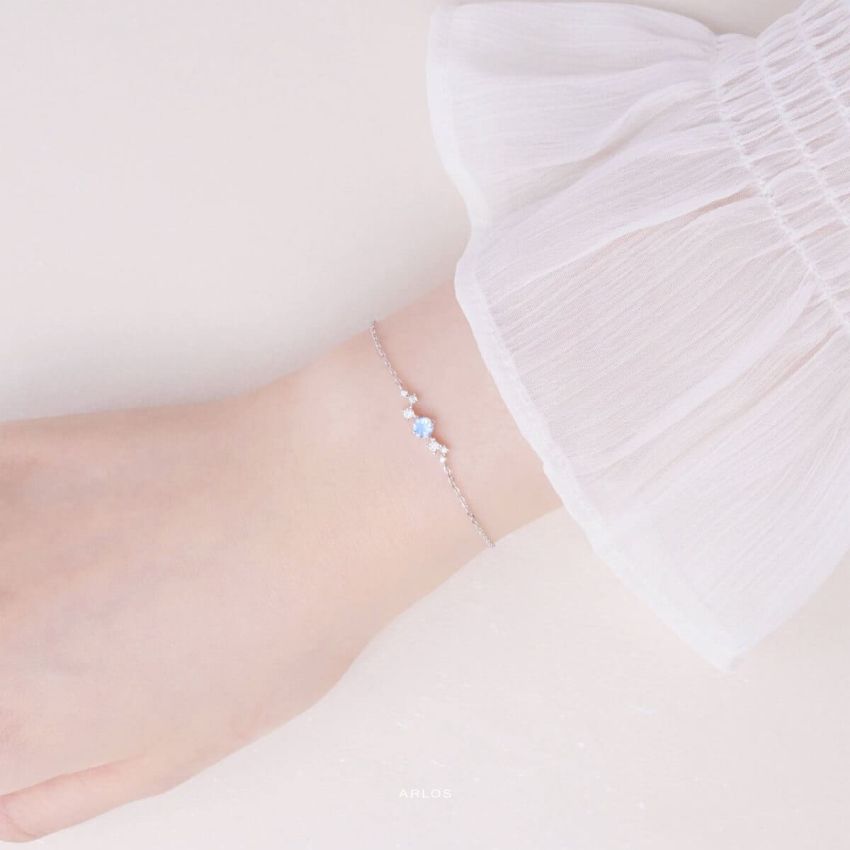 L'amour 繁星藍月亮石手鏈 (白金色)