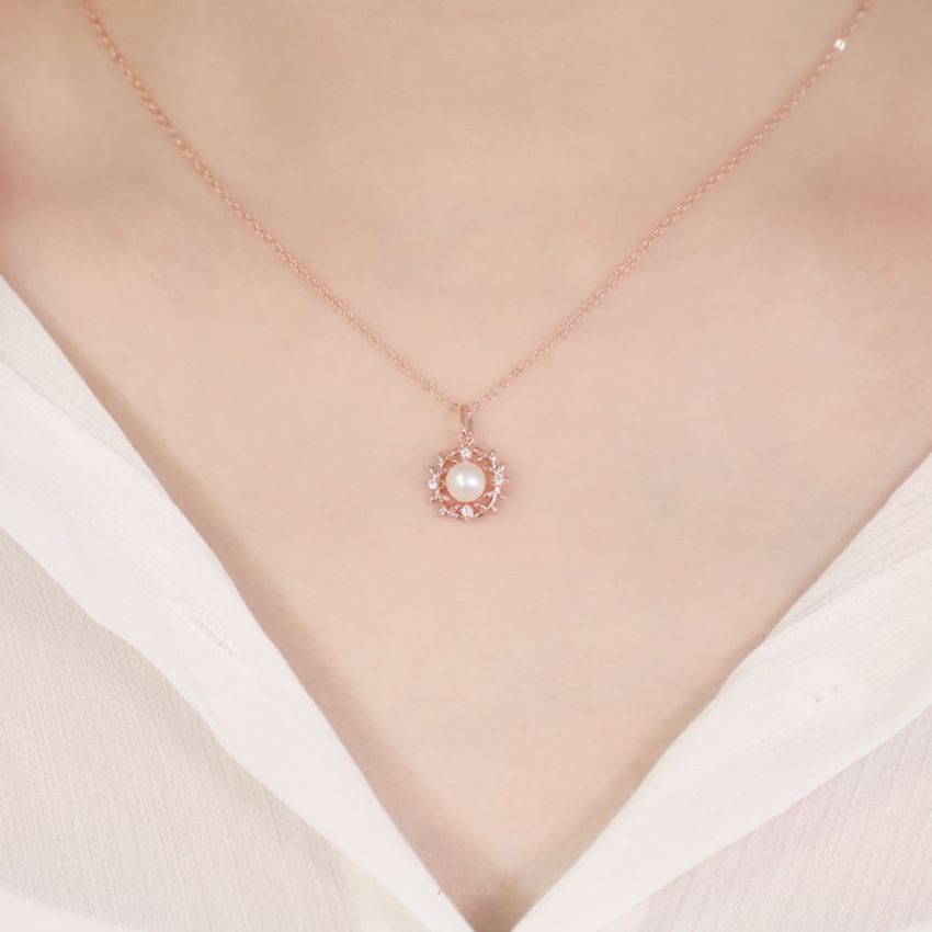 La Joie 橄欖花圈珍珠頸鏈 (玫瑰金)