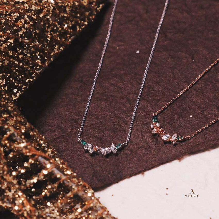 L'amour 聖誕花頸鏈 (白金色)