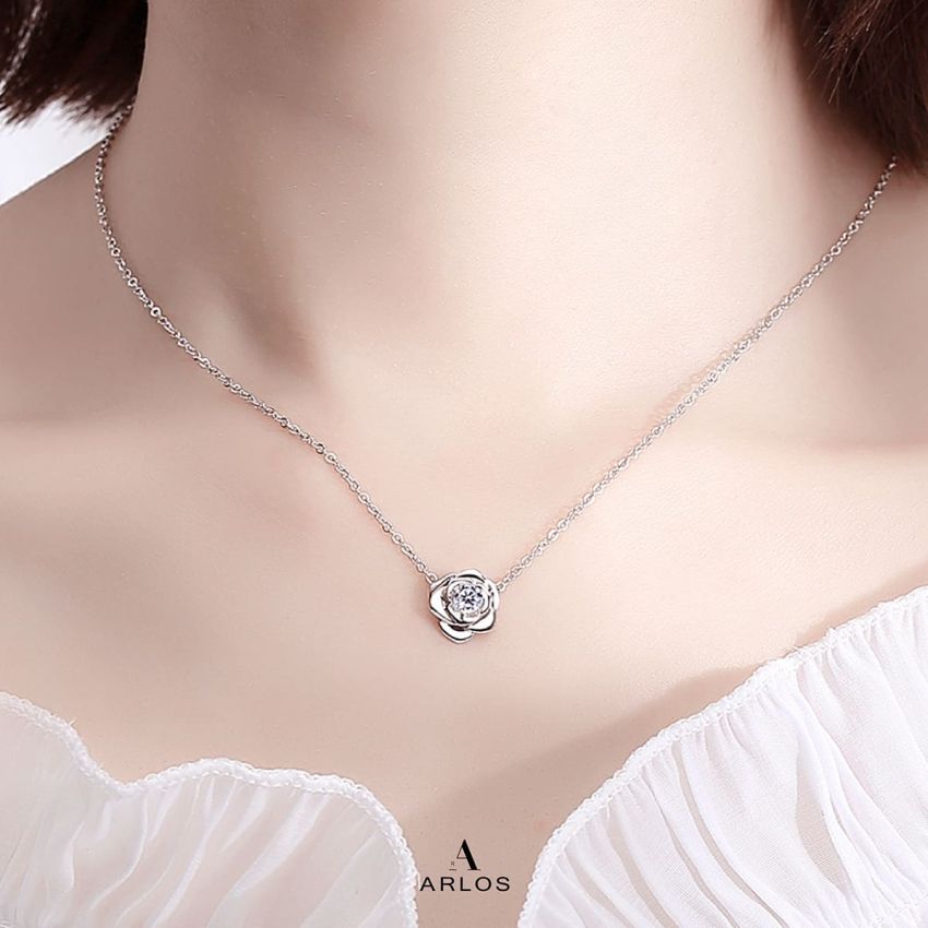 L'amour 優雅山茶花頸鏈 (白金色)