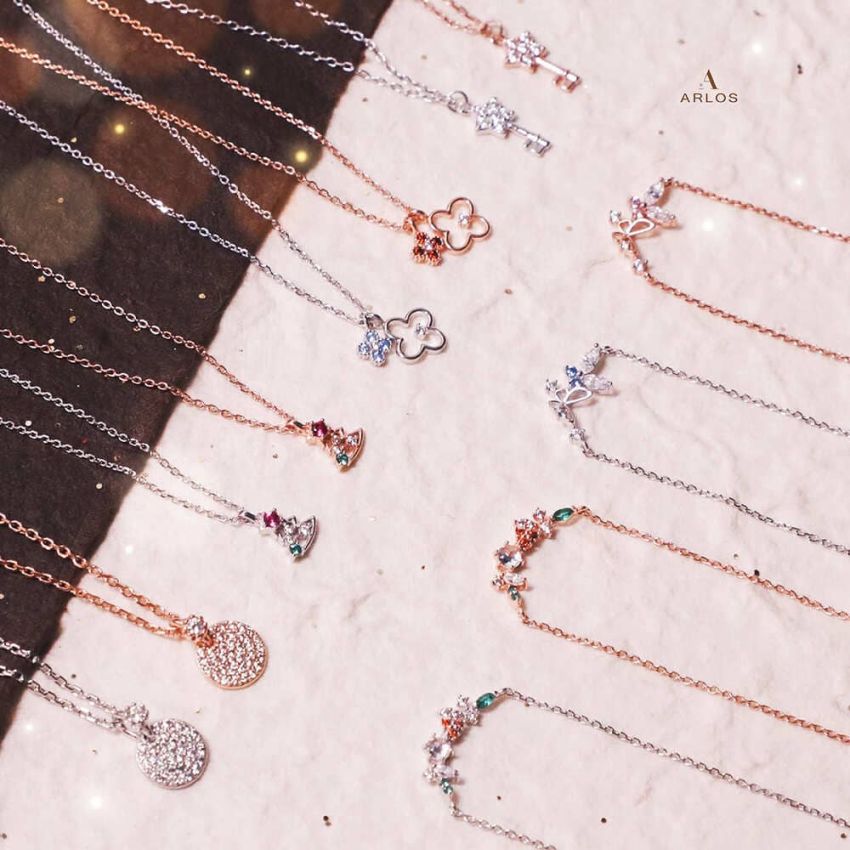 L'amour 閃爍圓形頸鏈 (白金色)