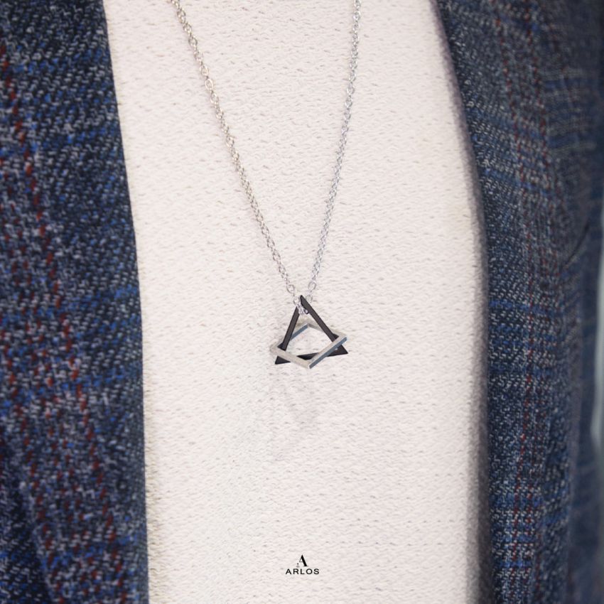 Noe 幾何三角形頸鏈