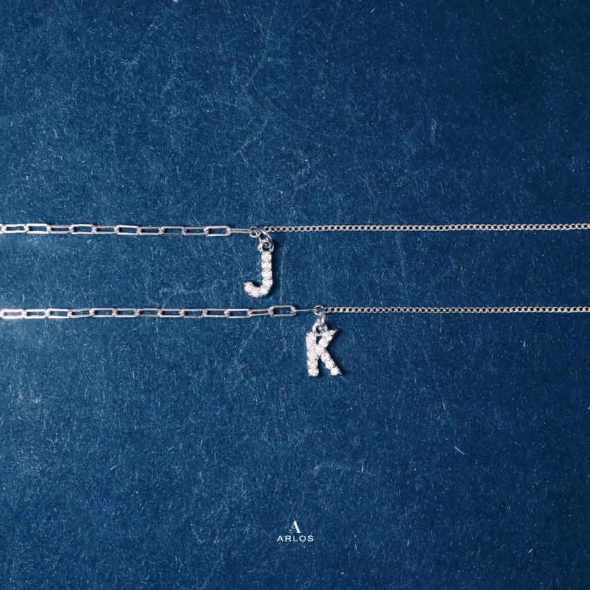 Trésor 字母 [ J ] 手鏈 (白金色)