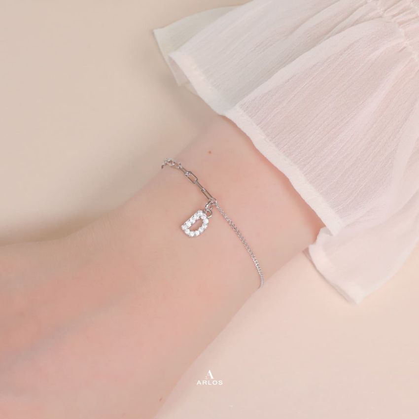 Trésor 字母 [ D ] 手鏈 (白金色)