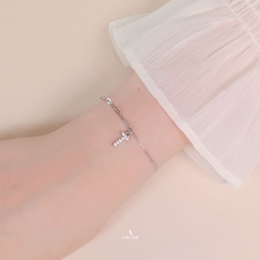 Trésor 字母 [ T ] 手鏈 (白金色)