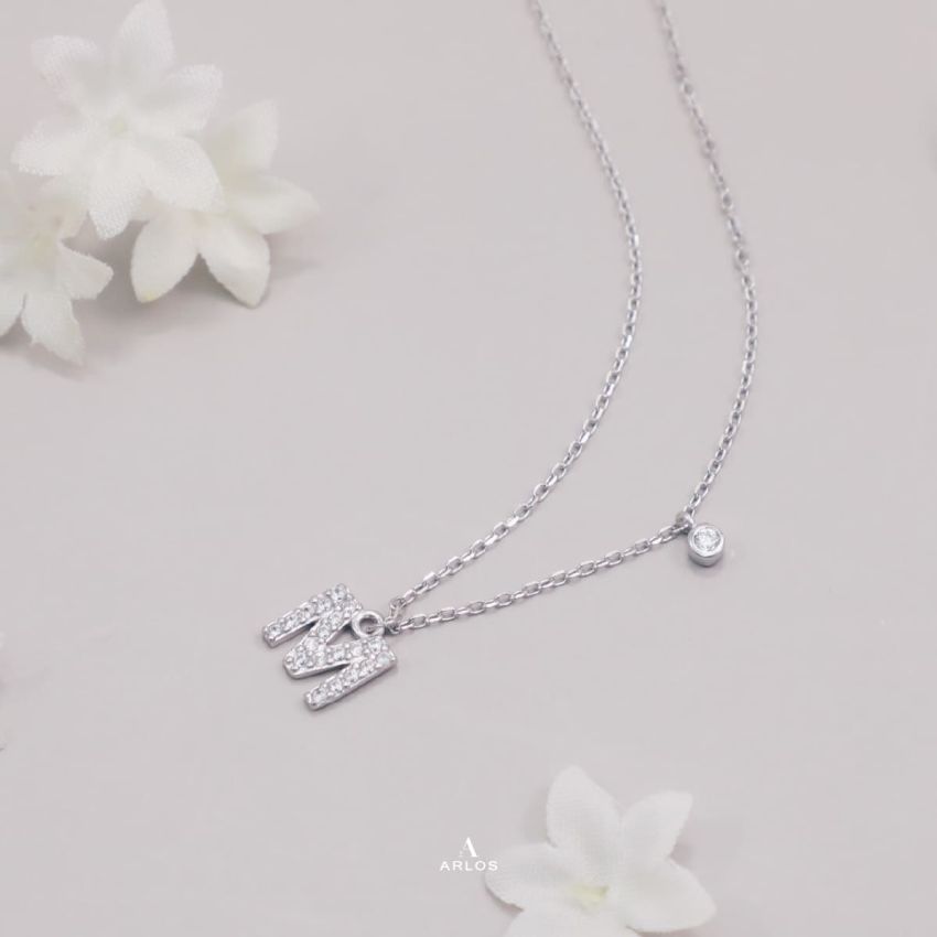 Trésor 字母 [ M ] 頸鏈 (白金色)