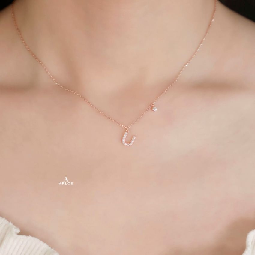 Trésor 字母 [ U ] 頸鏈 (玫瑰金)