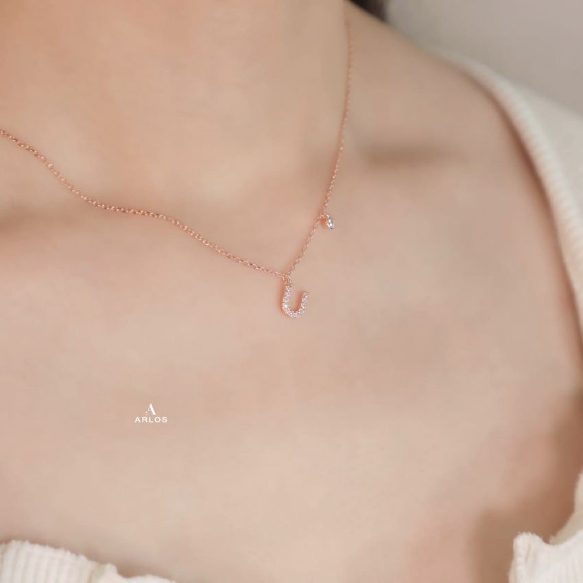 Trésor 字母 [ U ] 頸鏈 (玫瑰金)