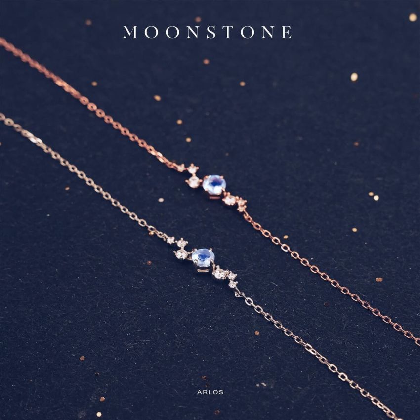 L'amour 繁星藍月亮石手鏈 (白金色)