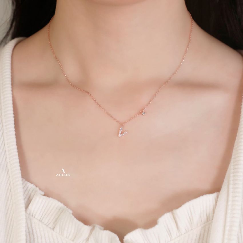 Trésor 字母 [ V ] 頸鏈 (玫瑰金)