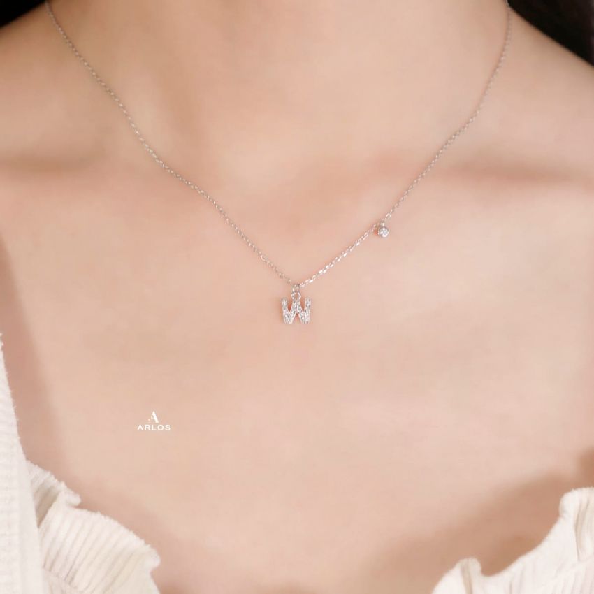 Trésor 字母 [ W ] 頸鏈 (白金色)