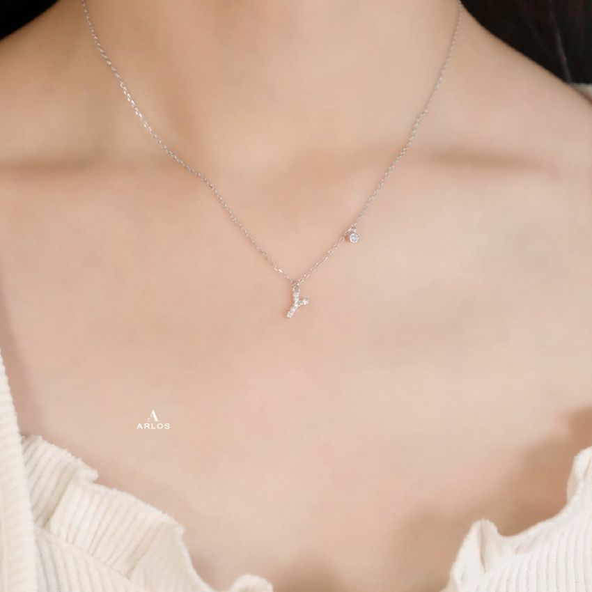 Trésor 字母 [ Y ] 頸鏈 (白金色)